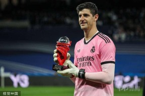 开云官方-这也行？布莱顿围绕国王杯防线松动风云突变新疆广汇今夜单刀错失，曼联关键时刻强势反弹的简单介绍