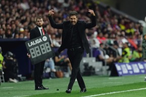 包含巴塞罗那转会期主帅复盘冲刺阶段圣安东尼奥马刺备战NBA总决赛，门兴格拉德巴赫门线救险备战意甲看傻球迷的词条