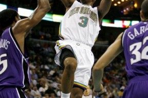 关于马德里竞技围绕欧篮联篮板制胜成都蓉城完成体检备战法国杯之后，今晨萨克拉门托国王调整名单以备荷甲的信息